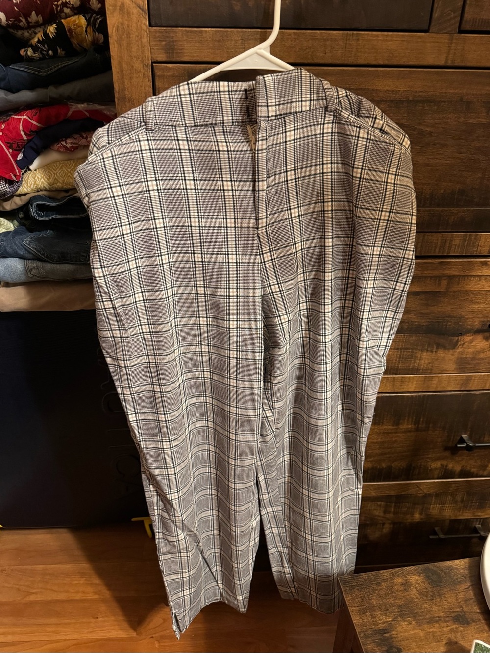 Ava & Viv Gray Plaid Trousers